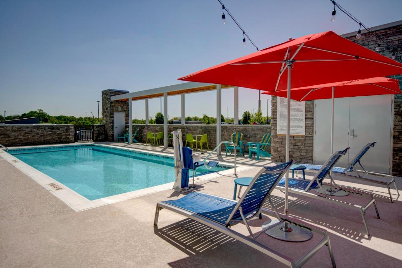 Hotel Home2 By Hilton Louisville South 3*