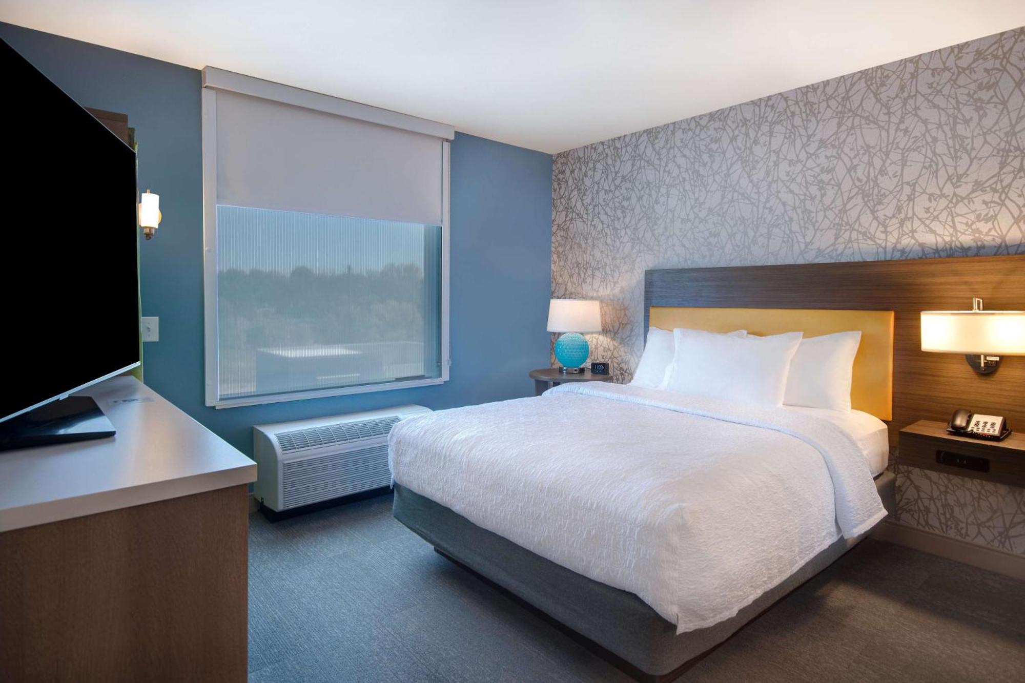Hotel Home2 By Hilton Louisville South 3*