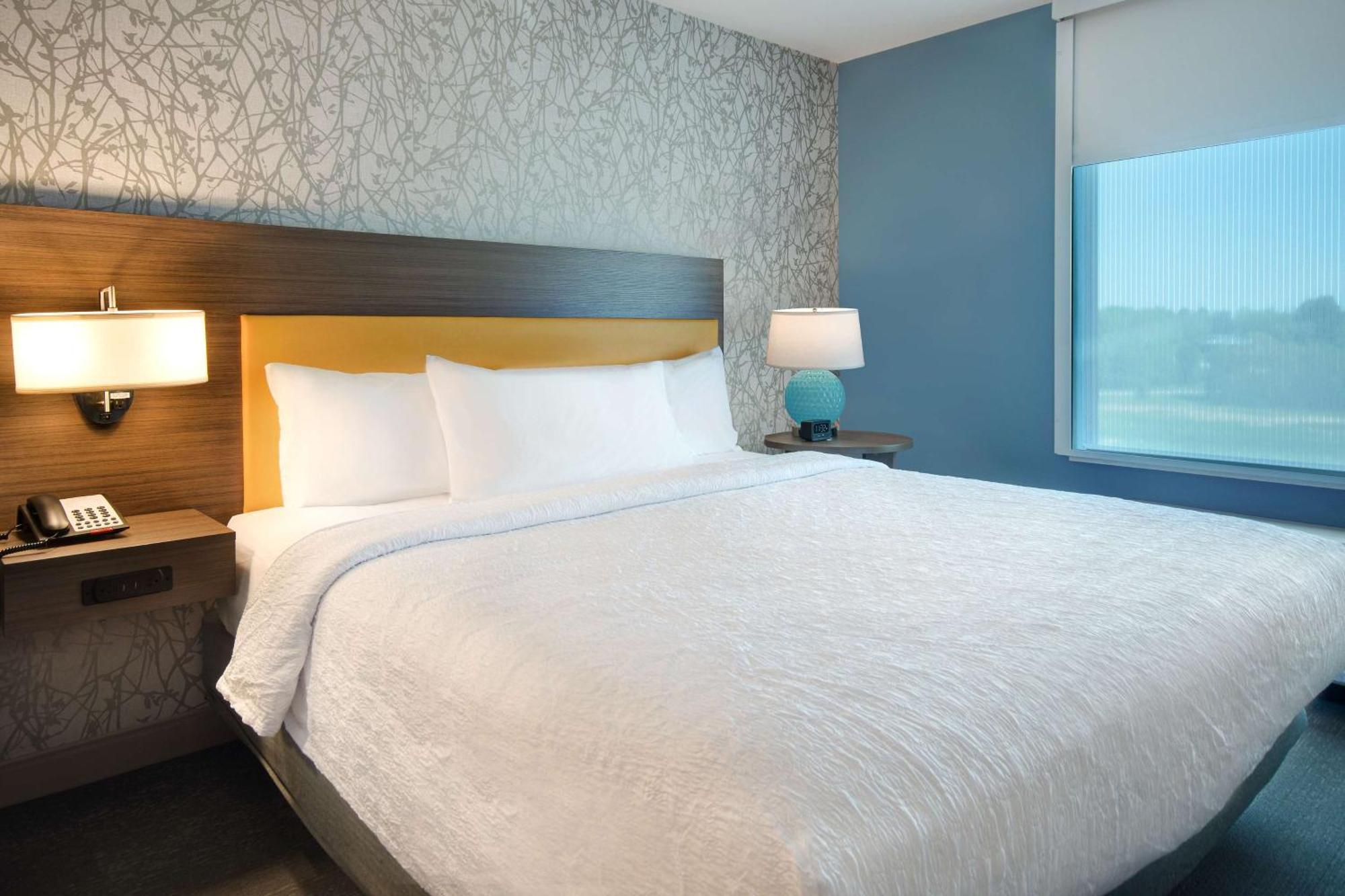 Home2 By Hilton Louisville South Hotel 3*