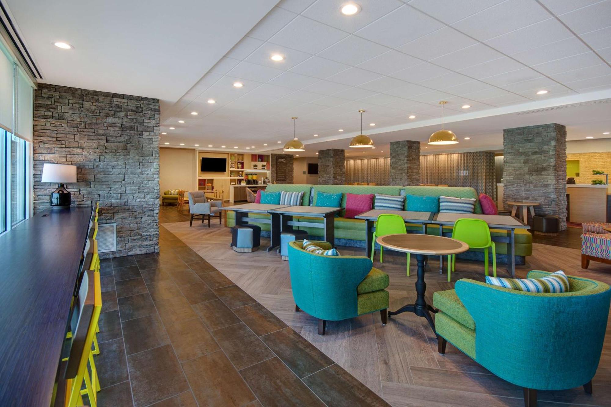 Hotel Home2 By Hilton Louisville South